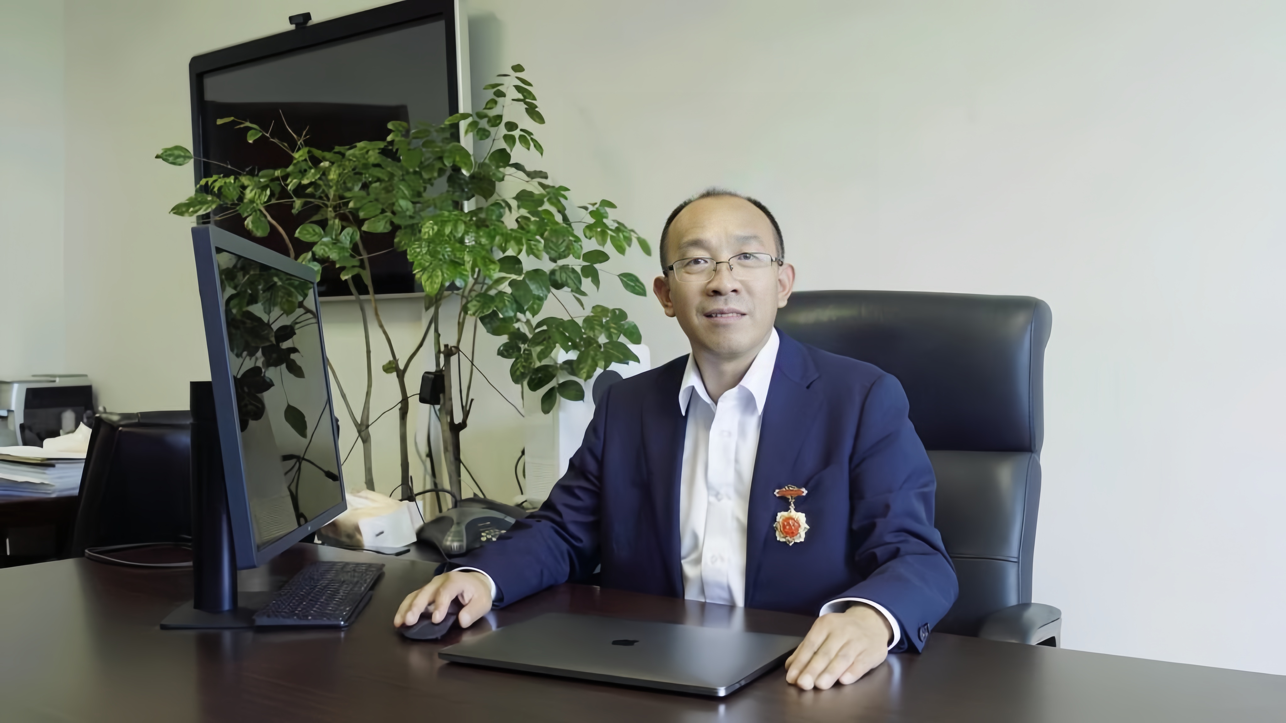 广发在线手机版（大中国区）创新论坛第一千四百八十五讲：金属-有机限域结构可控组装与拟酶催化