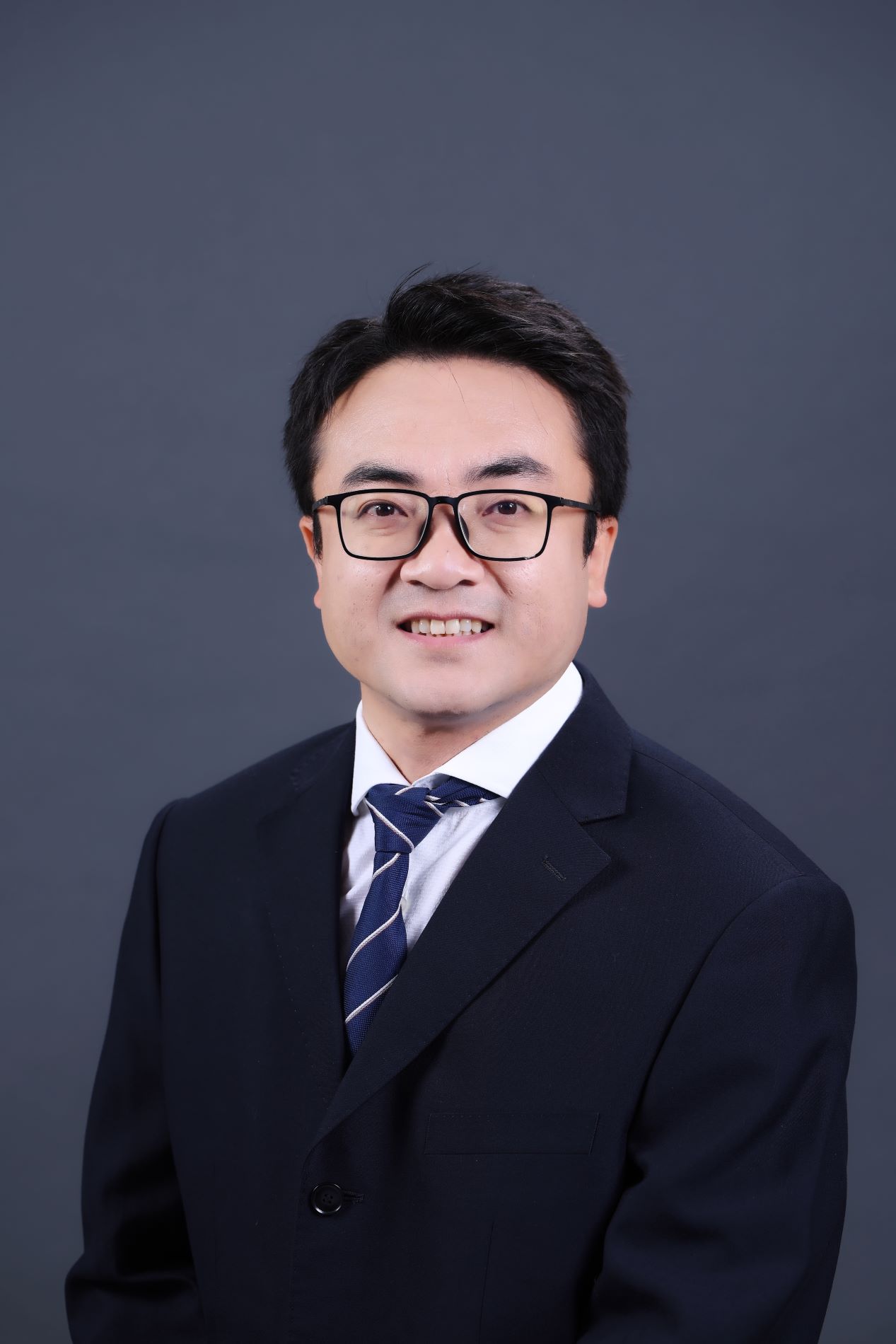 广发在线手机版（大中国区）创新论坛第一千九百零一讲：Deep learning method for very high dimensional parabolic PDEs and HJB equations 