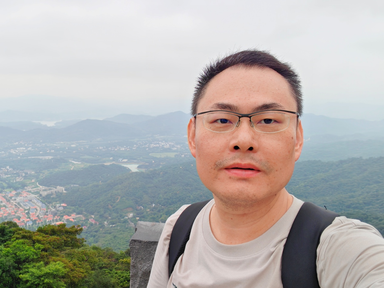广发在线手机版（大中国区）创新论坛第一千九百四十八讲：Modifying gravity without extra degrees of freedom