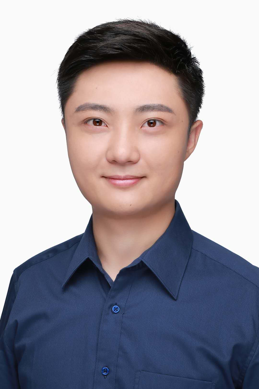 广发在线手机版（大中国区）创新论坛第一千六百六十七讲：基于高通量实验与数据驱动的非晶合金研究
