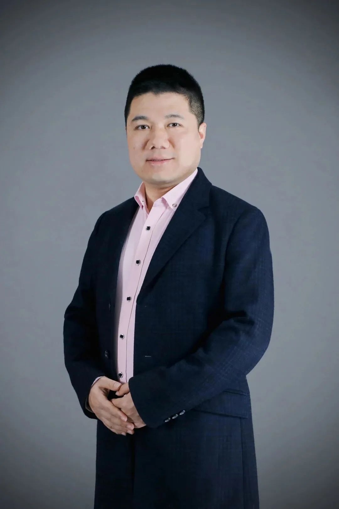 广发在线手机版（大中国区）创新论坛第一千四百九十六讲：低维量子材料多尺度理论设计与调控