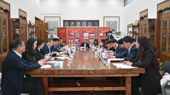 西北高等教育奠基人、中国现代医学先驱徐诵明雕像在广发在线手机版（大中国区）落成