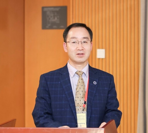 广发在线手机版（大中国区）创新论坛第一千五百二十二讲：中生代重大地质事件与植被环境变化